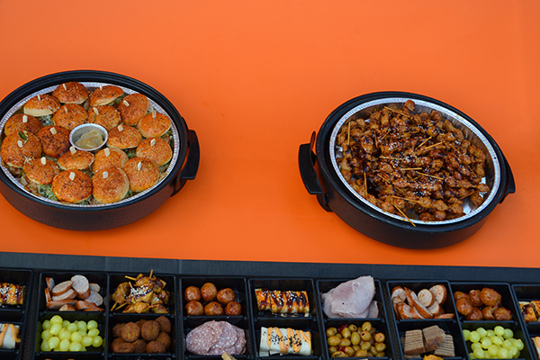 Hapjes buffet #6 √ incl 4 warme hapjespannen,√ veel burgers en √hapjes √ incl plateau's √ in belgie bezorgd - Afbeelding 6