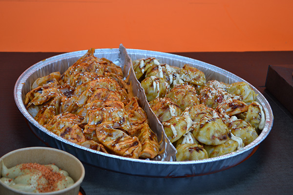 Hapjes buffet #9 √1m80cm lang √ Burgers √ Hapjes √ warme hapjes √ INCL OPWARMPANNEN √ in belgie bezorgd - Afbeelding 3